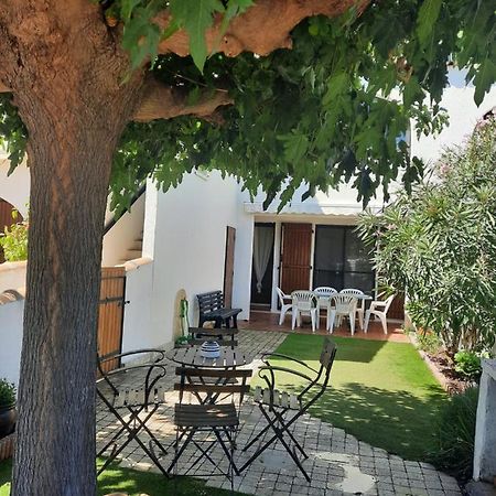 Petit Appartement Aux Stes Maries De La Mer Сен Мари де ла Мер Екстериор снимка