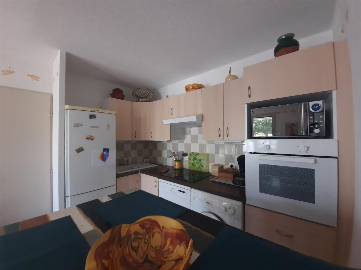Petit Appartement Aux Stes Maries De La Mer Сен Мари де ла Мер Екстериор снимка